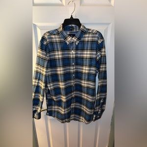 Men’s American Eagle Classic Fit Flannel Long Sleeve Button Down Shirt